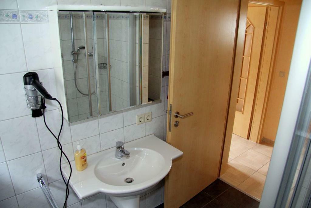 Ferienhaus Hilberath Villa Аденау Екстериор снимка